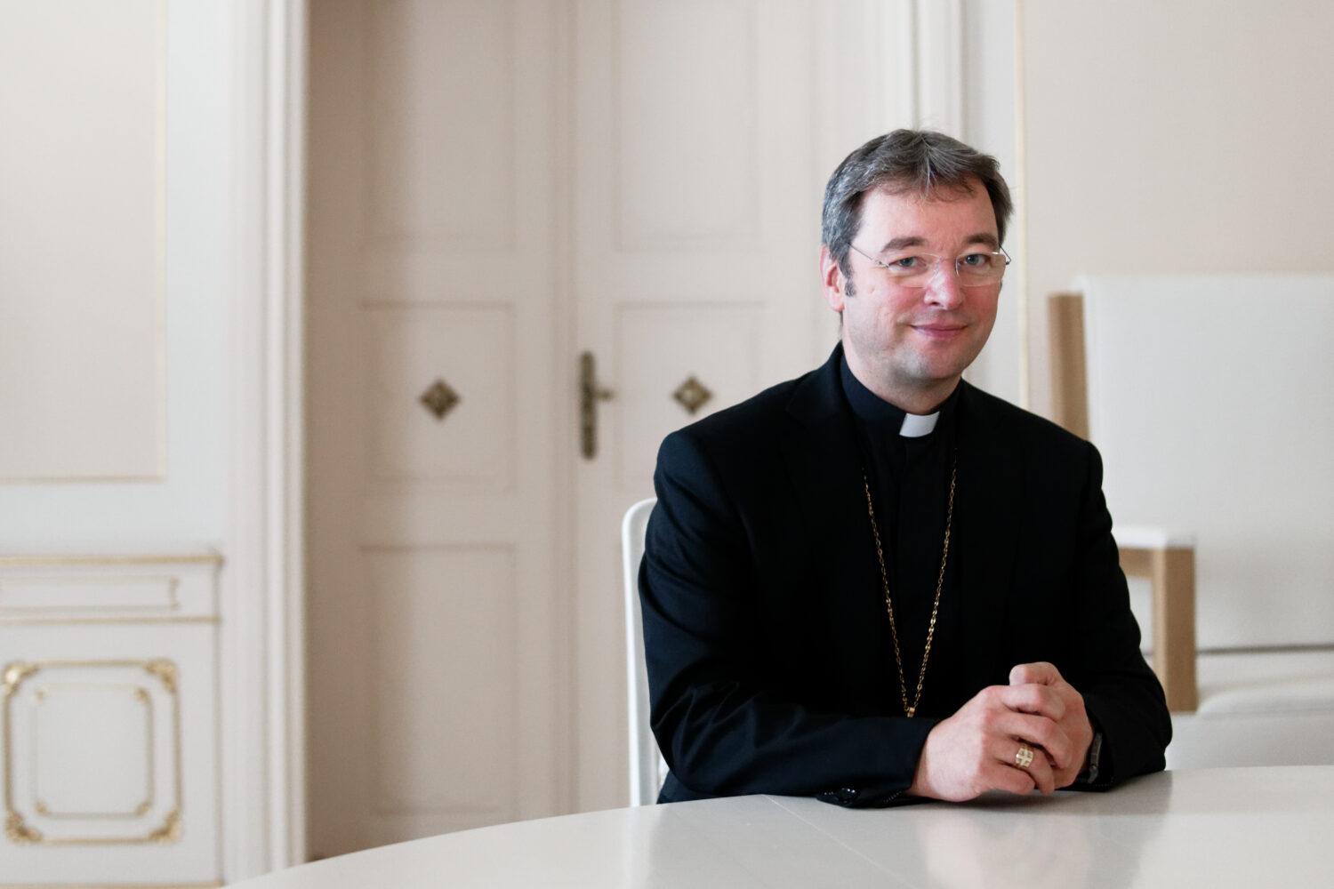 Biskup Marek Forgáč o sexuálnom zneužívaní v Cirkvi: Nemôžeme zastierať pravdu. Musíme sa jej pozrieť do očí