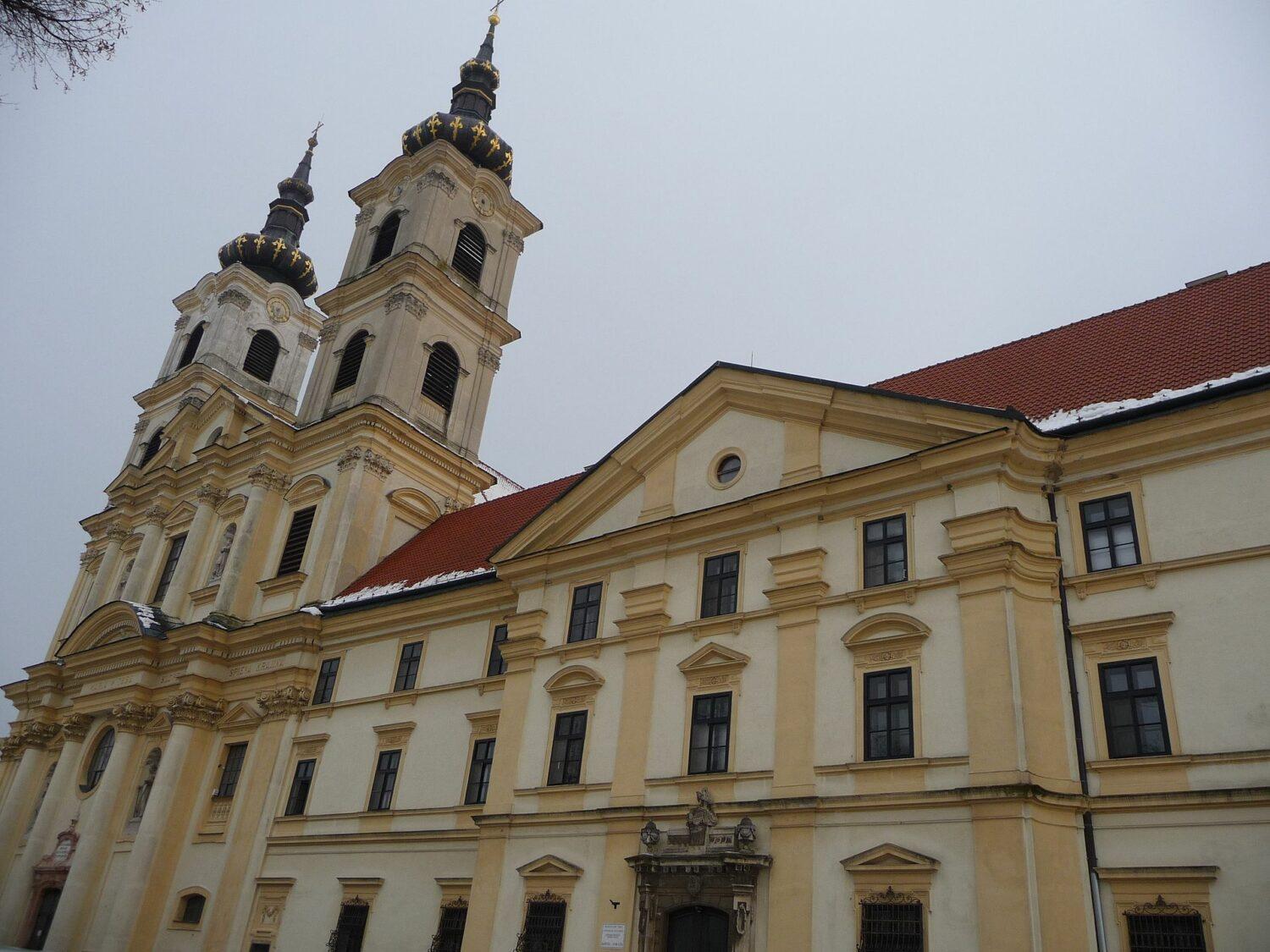 Národná svätyňa v Šaštíne: Vystavaná zo zbierok slovenského ľudu (tipy na duchovný výlet)