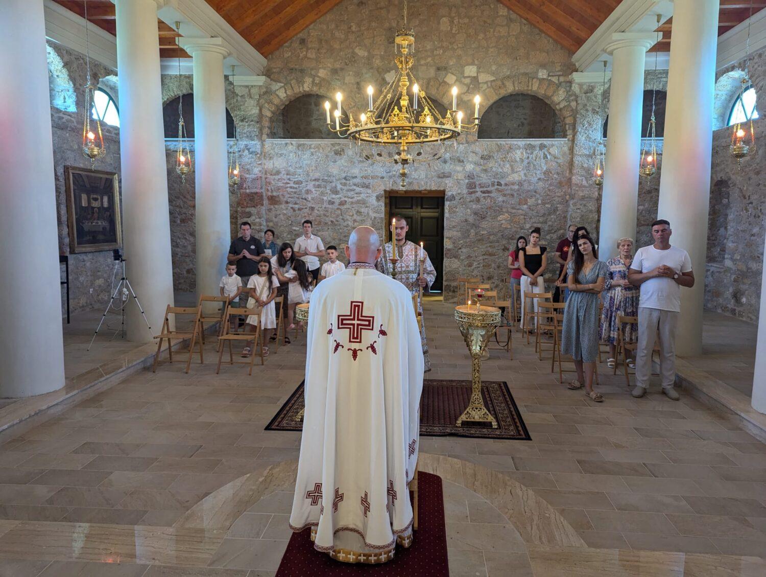 Kňaz v Chorvátsku: V duchovnom živote neexistujú prázdniny, kresťanmi máme byť kdekoľvek sme
