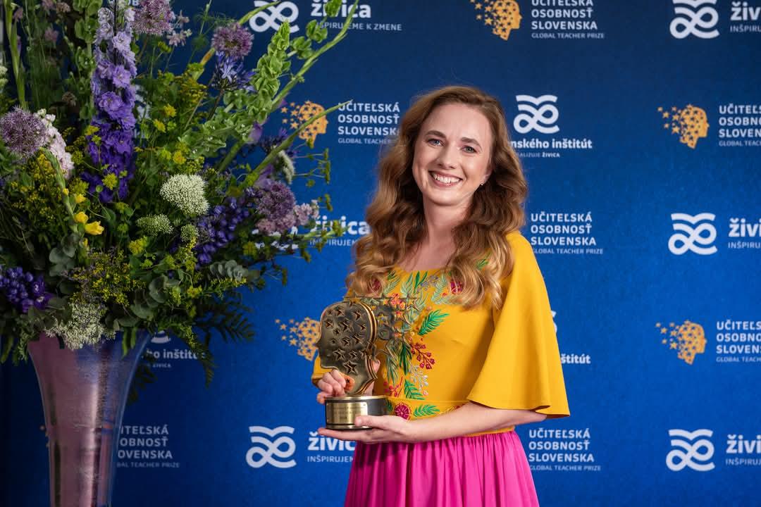 Alena Rapčan Štrompová: Ak rodičia obedujú s mobilom v ruke, je zbytočné chcieť od detí odlišné správanie