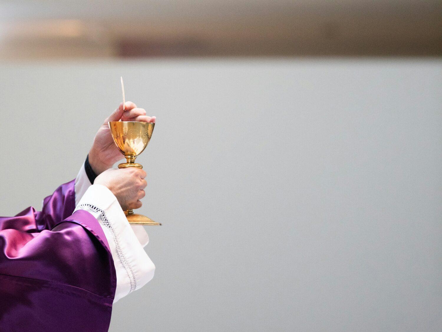 Keď sa Eucharistia stáva mäsom a krvou