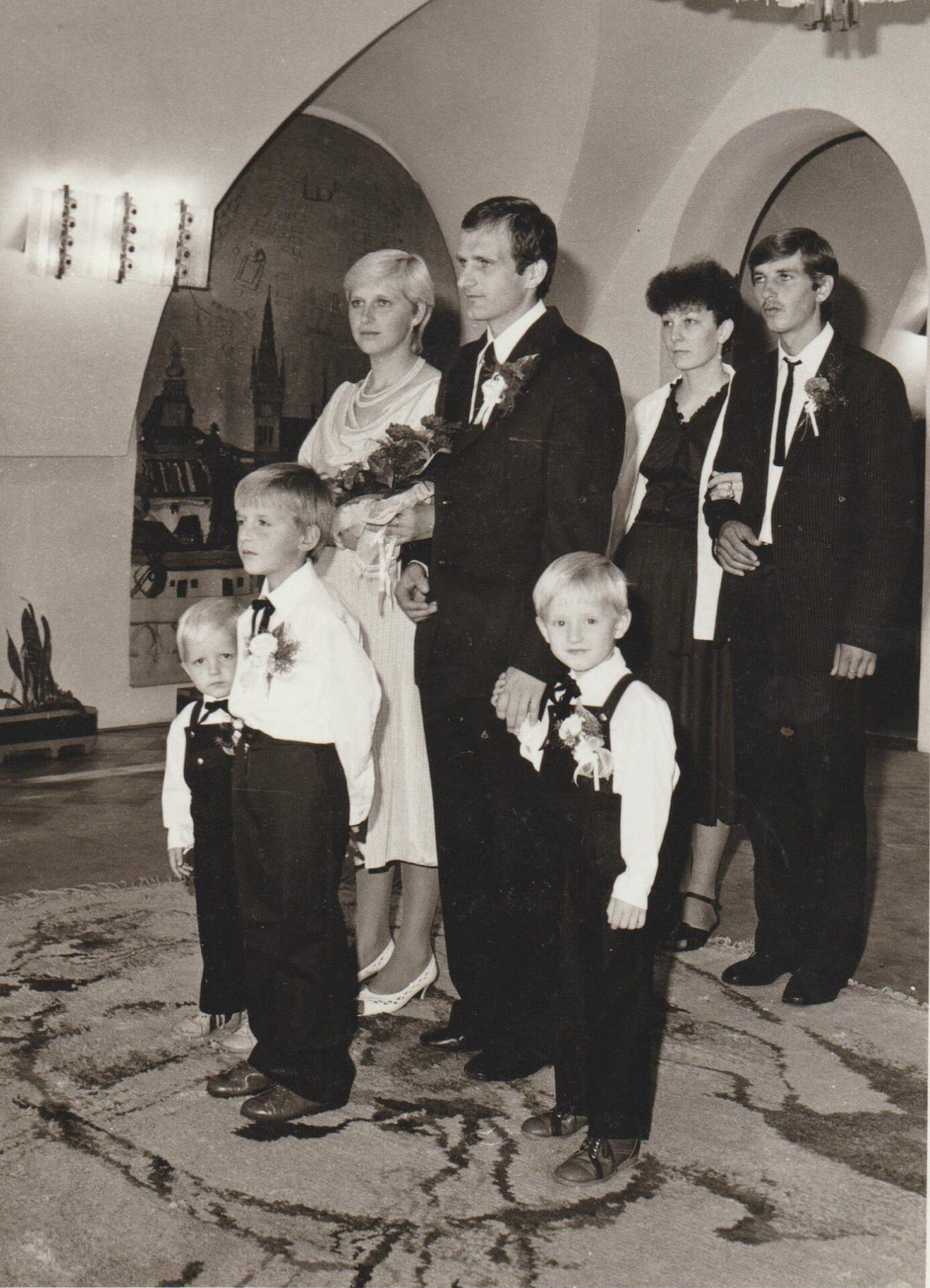 Manželia Anička a Peter Lihositoví: Veľká rodina náš vzťah nijako nepoznačila. Viera nám bola oporou