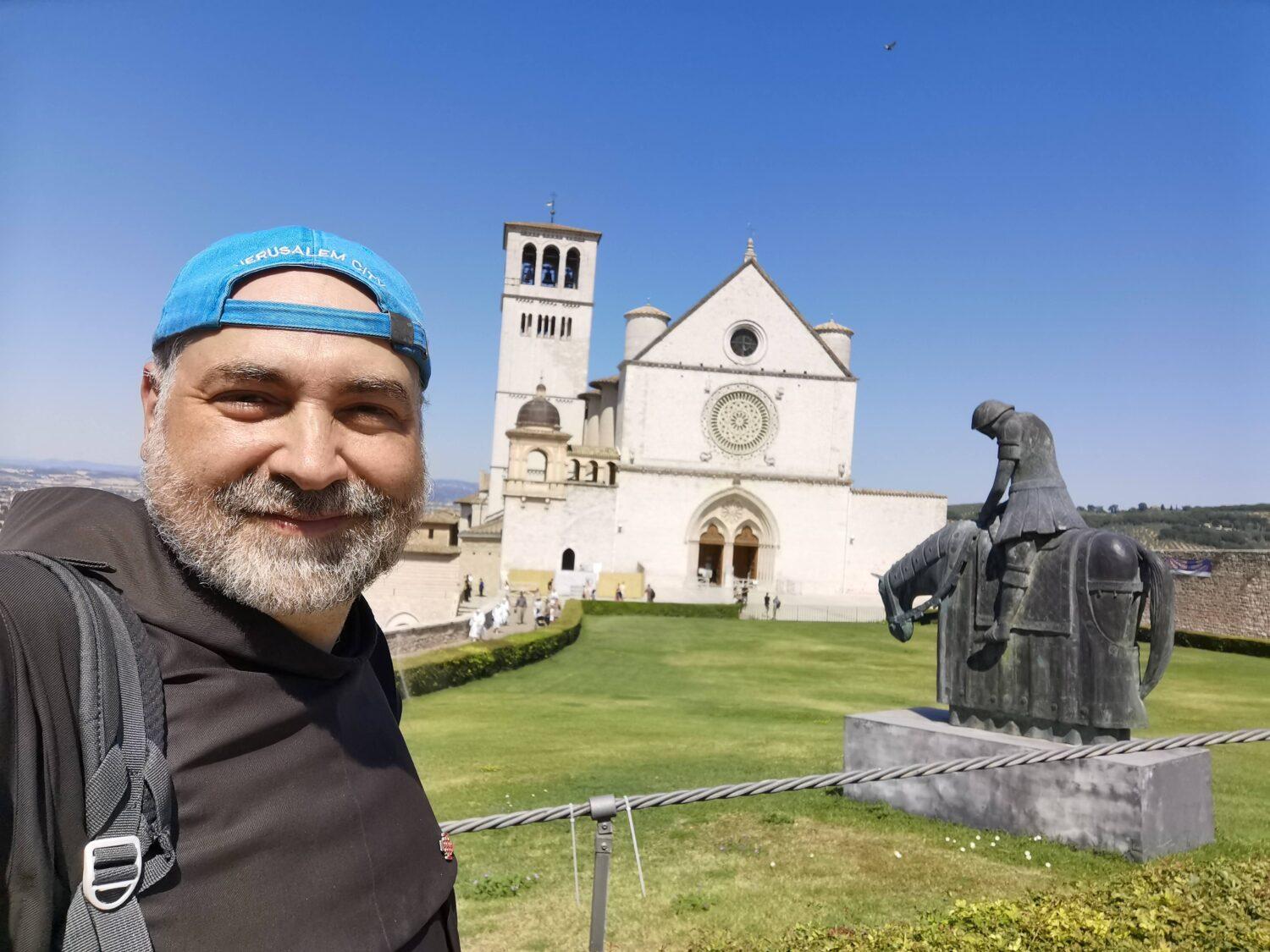 Františkán Karol Miroslav Švarc: Stigmami zranený svätec z Assisi je blízky každému z nás, pretože je bratom všetkých