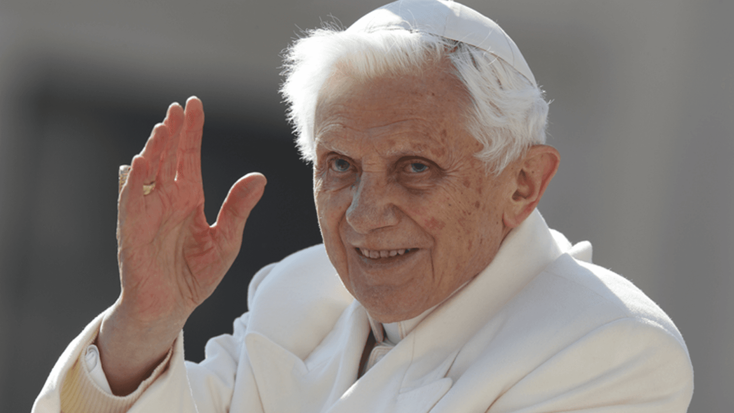 Ako oslávil narodeniny emeritný pápež Benedikt XVI.?