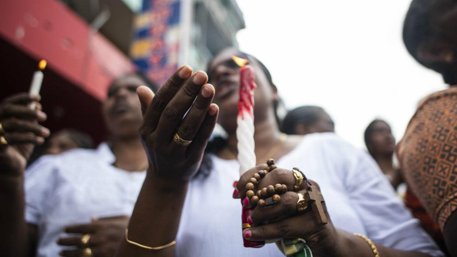 Napätie na Srí Lanke: Sláviť svätú omšu je stále veľký risk