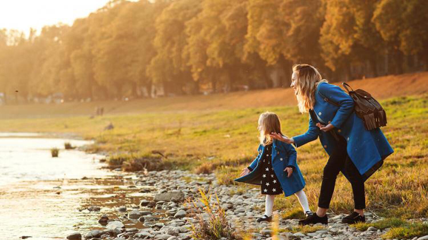 7 dôvodov, prečo je dôležité chodiť s deťmi na prechádzky