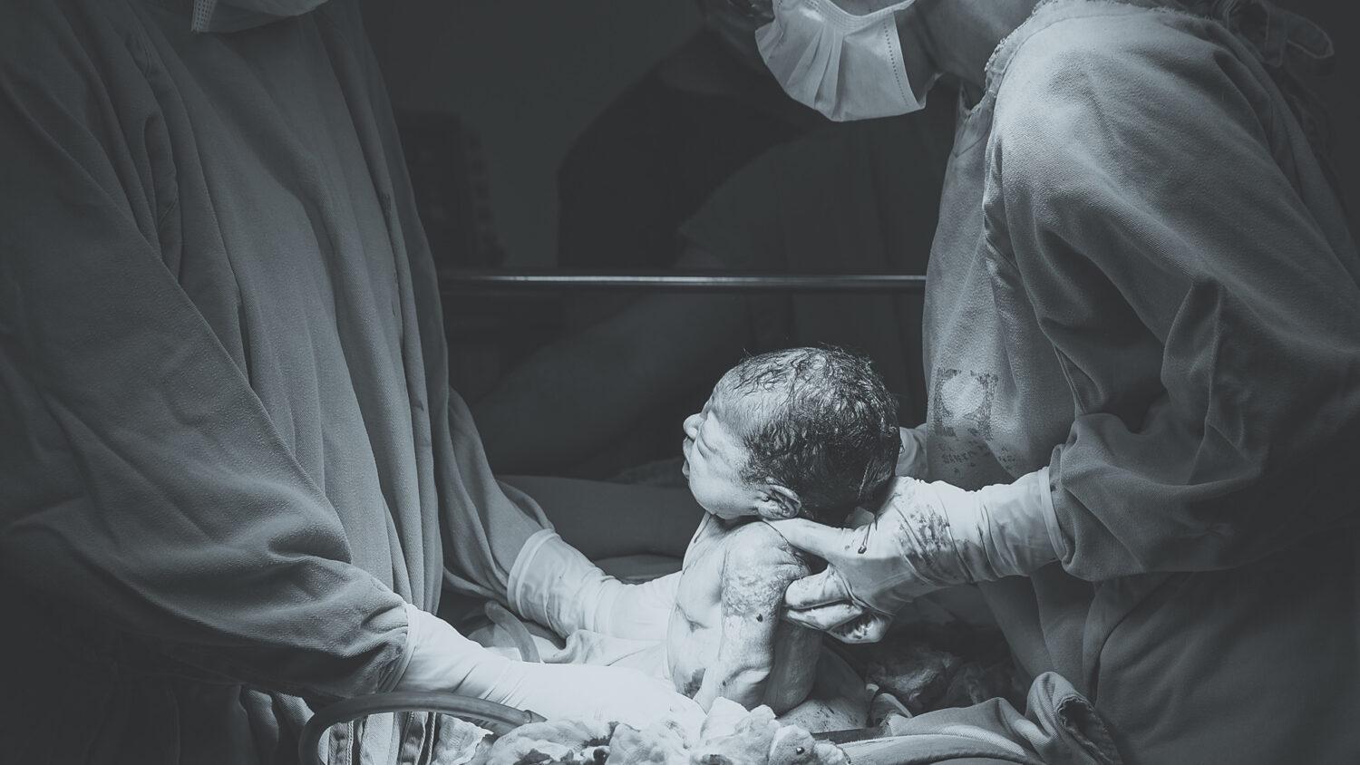 Z eseje lekára “Čo som videl pri potrate”