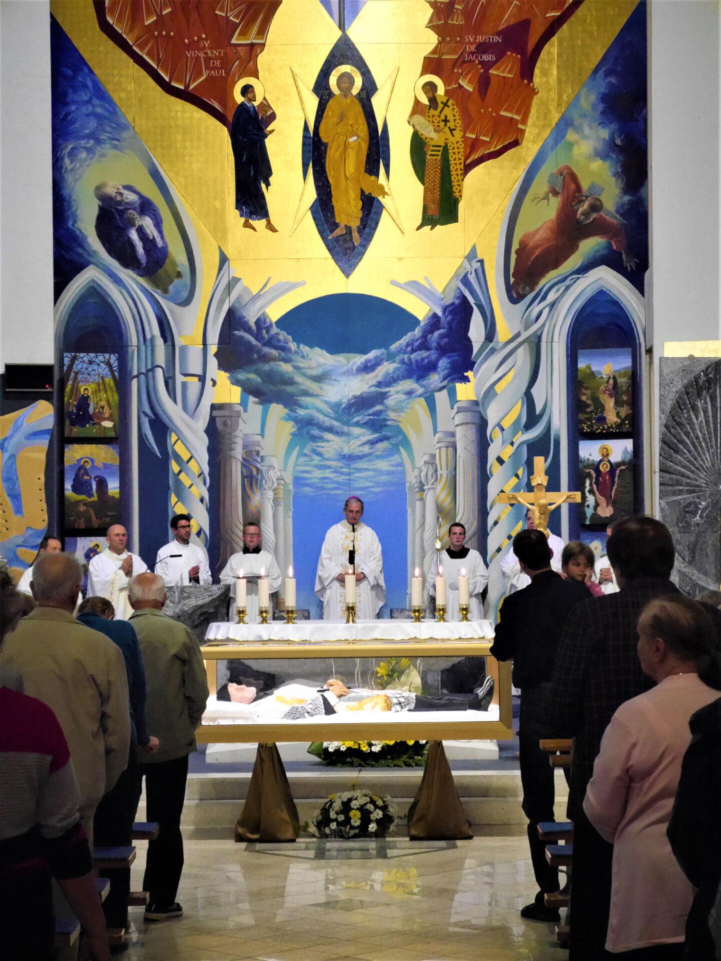 Privítanie relikvií sv. Vincenta de Paul v Bratislave