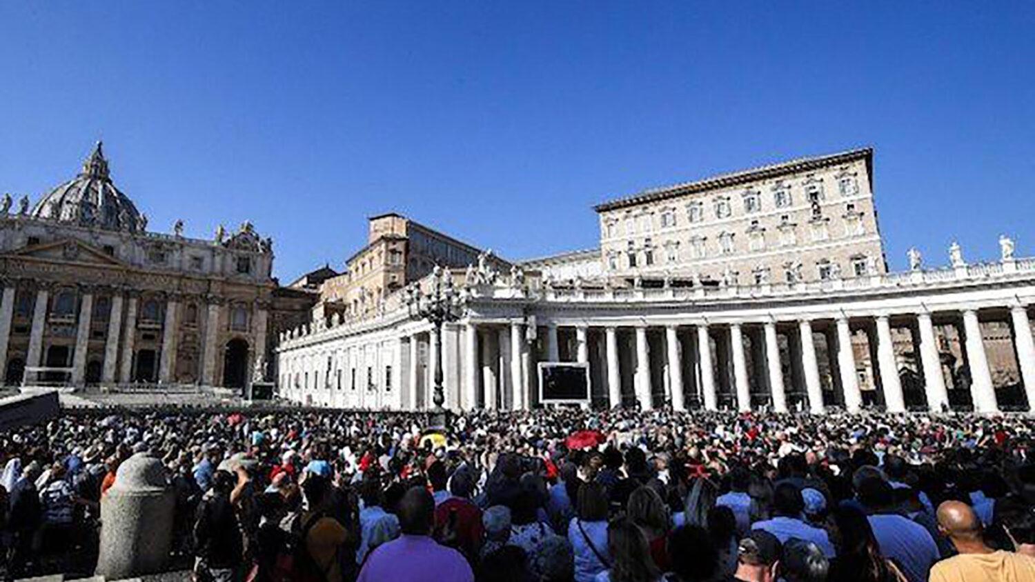 Svätý Otec zrušil pápežské tajomstvo pre prípady sexuálneho zneužívania