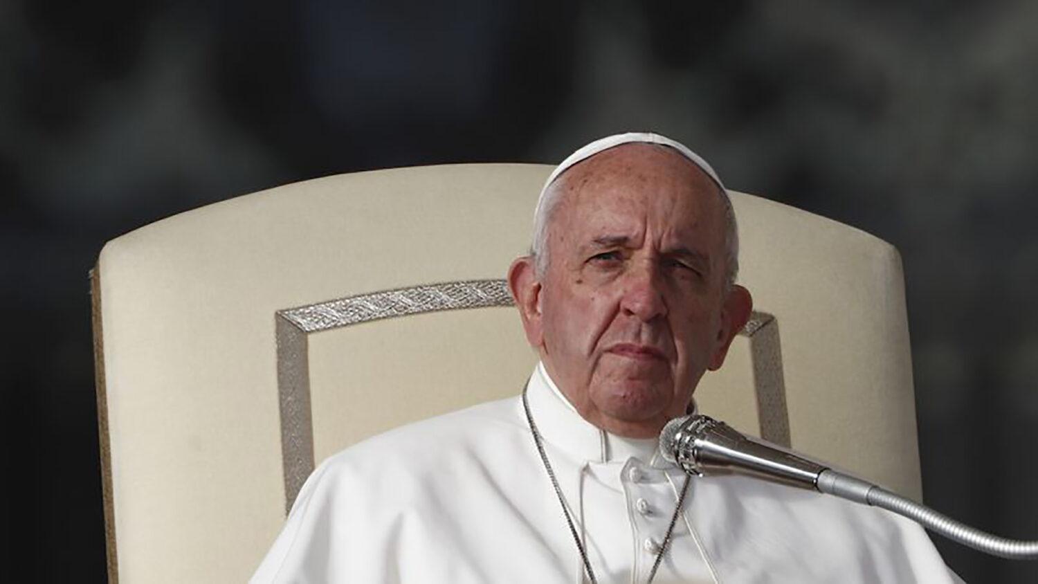 Koronavírus: Pápež vyzval kňazov, aby vyšli medzi nakazených