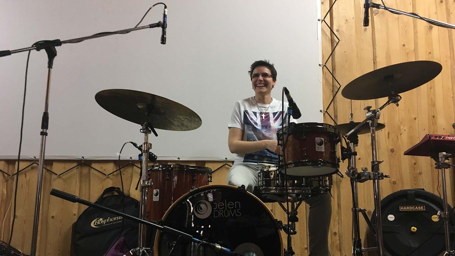 Lucka (29): Byť bubeníčkou je súčasťou mojej identity