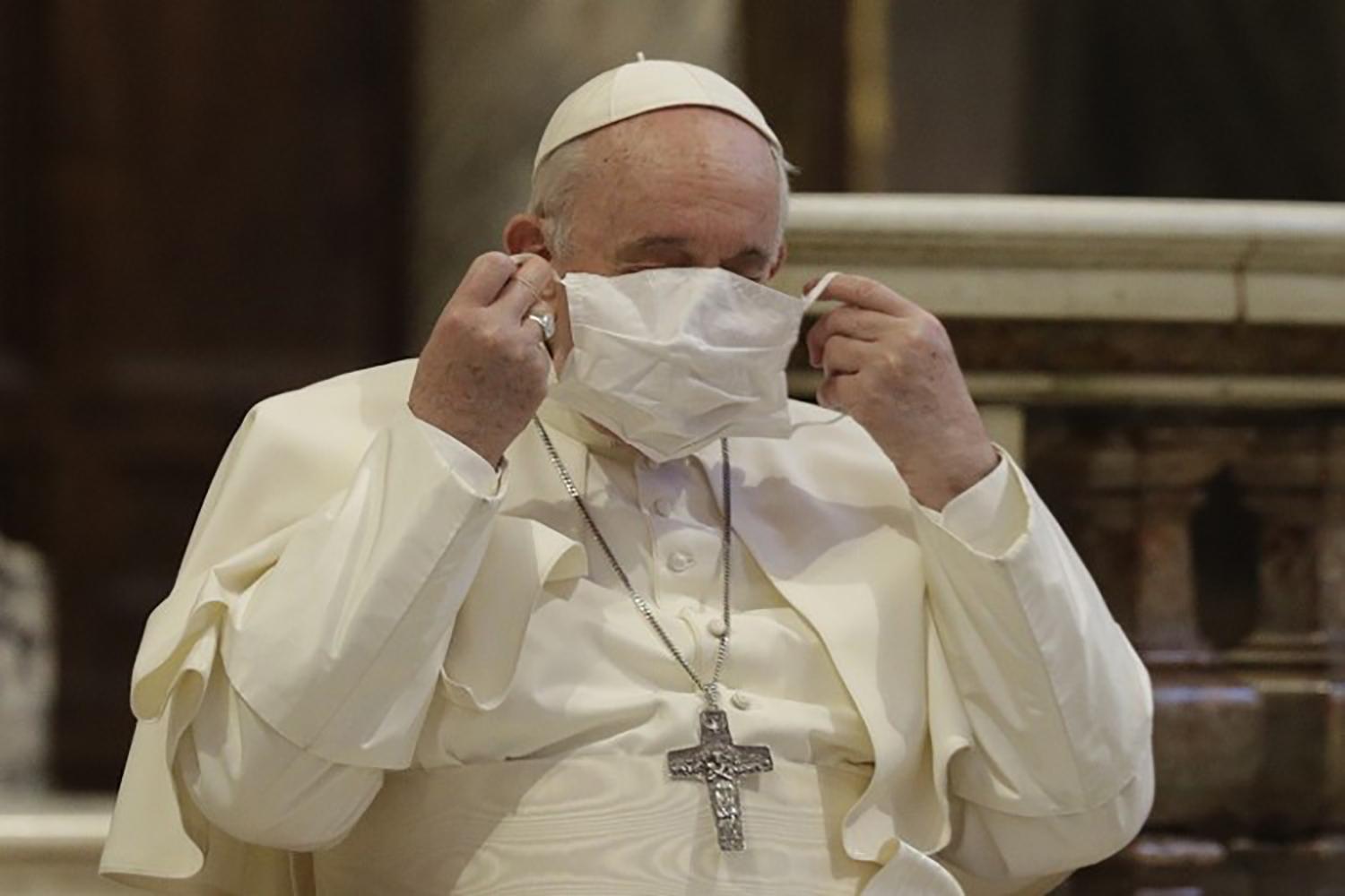 Pápež František sa na budúci týždeň dá zaočkovať proti Covidu