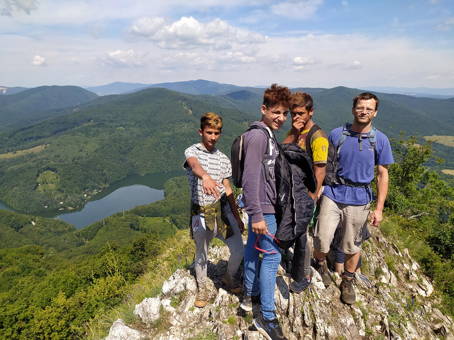 Ľudia z terénu: Almužna času a pozornosti je žiadanejšia, než zopár drobných do vrecka