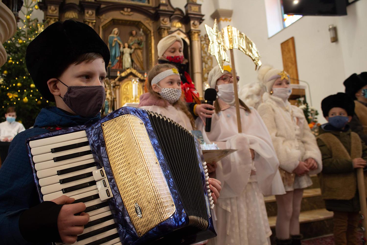 Dobrá novina: Už aj tak napätú situáciu v chudobnejších komunitách koronavírus len prehĺbil
