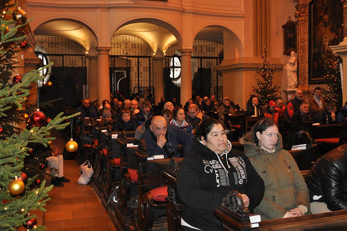 Dobrovoľníčka Janka: Sneh ani rodina nie sú podmienkou Vianoc