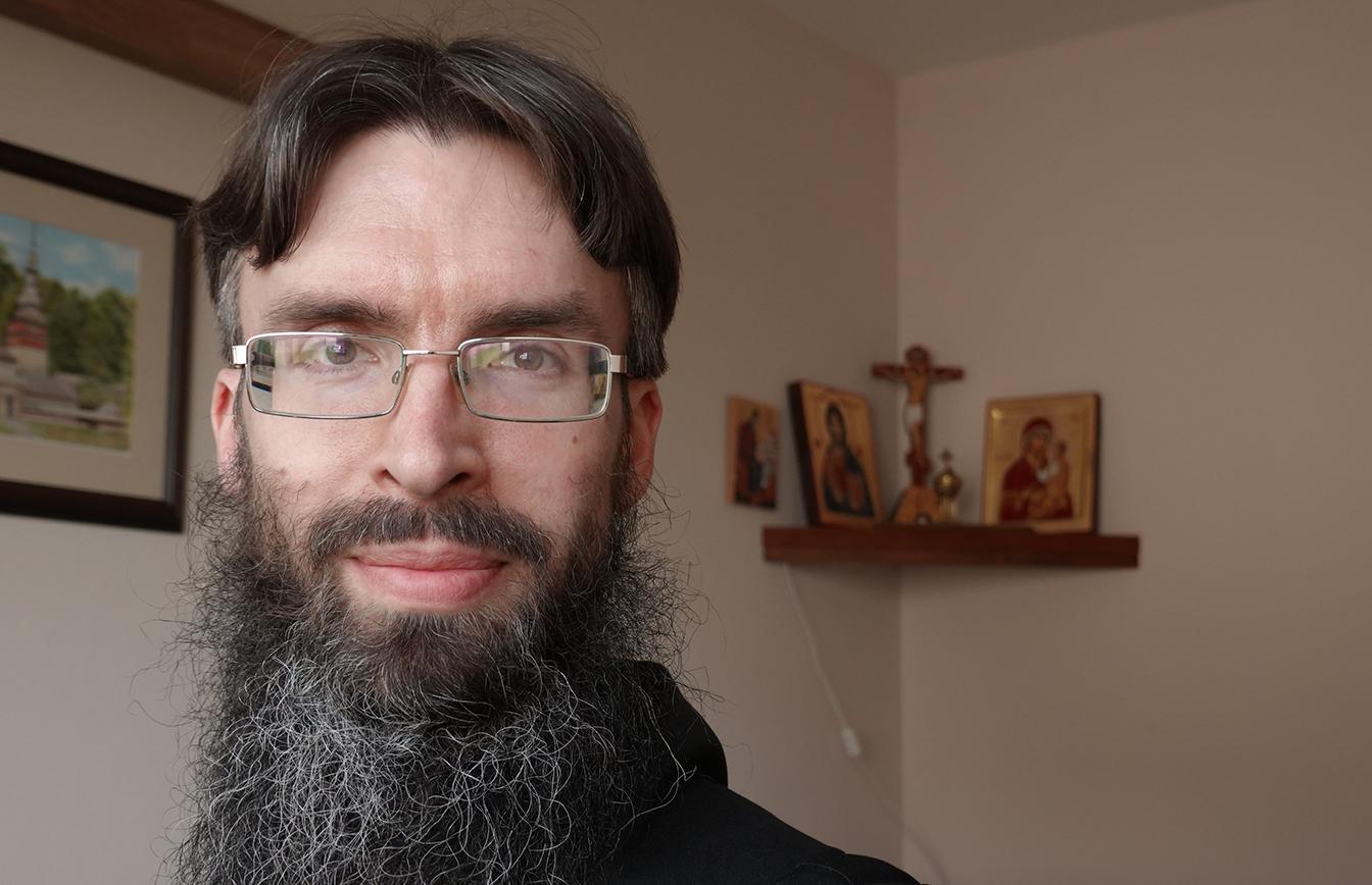 Mních s kamerou: Snažím sa sprístupniť kláštor verejnosti v online priestore