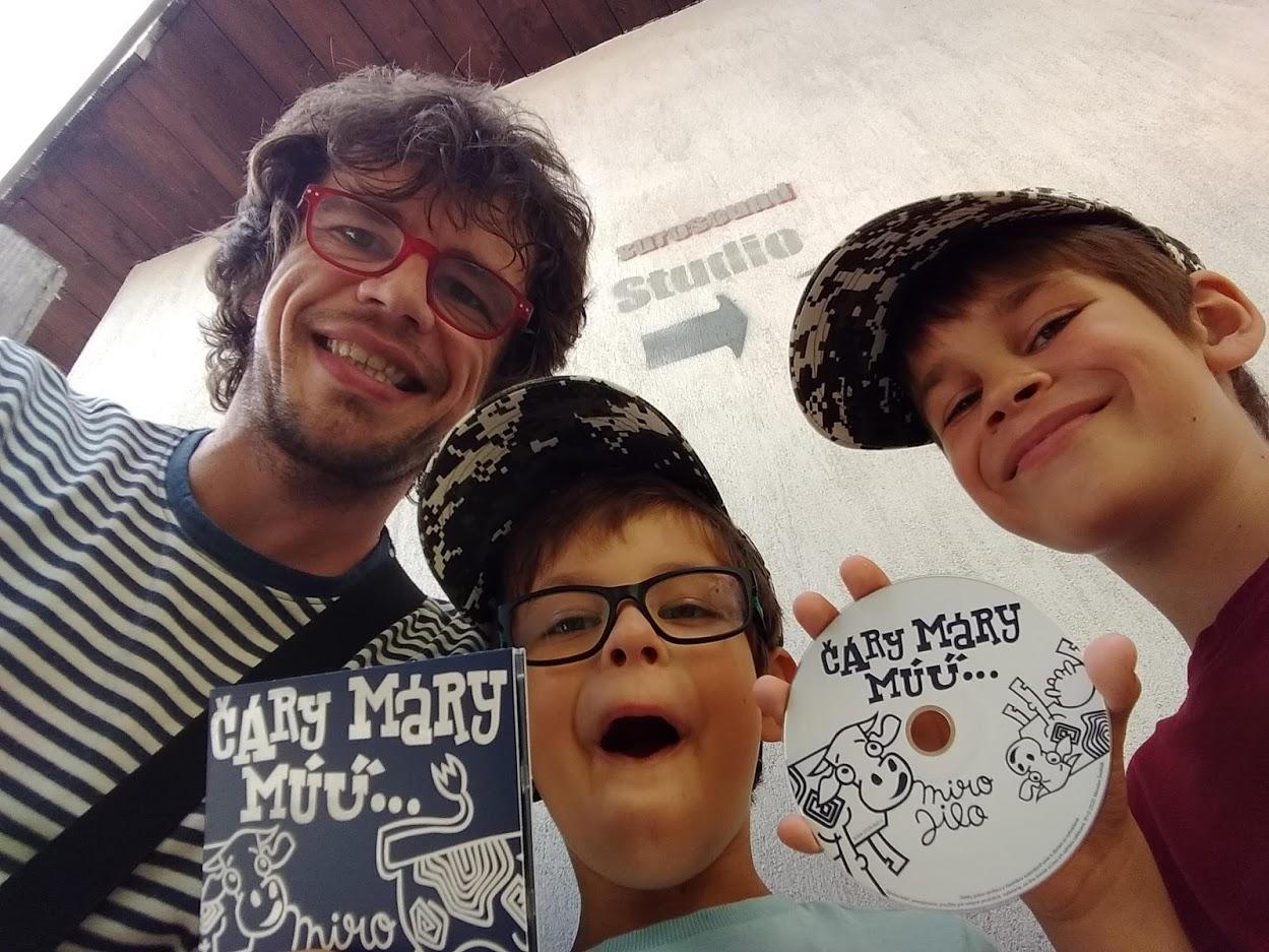 Miro Jilo: Keď chcem byť ako umelec autentický, musím reagovať na to, čím žijem