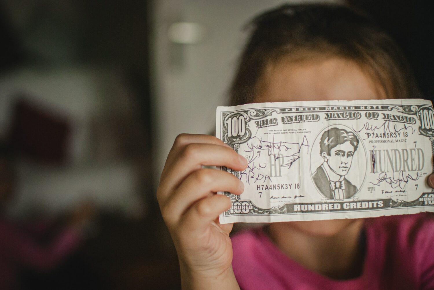 Seriál o rodičovstve: Ako deti naučiť finančnej gramotnosti a neskrachovať