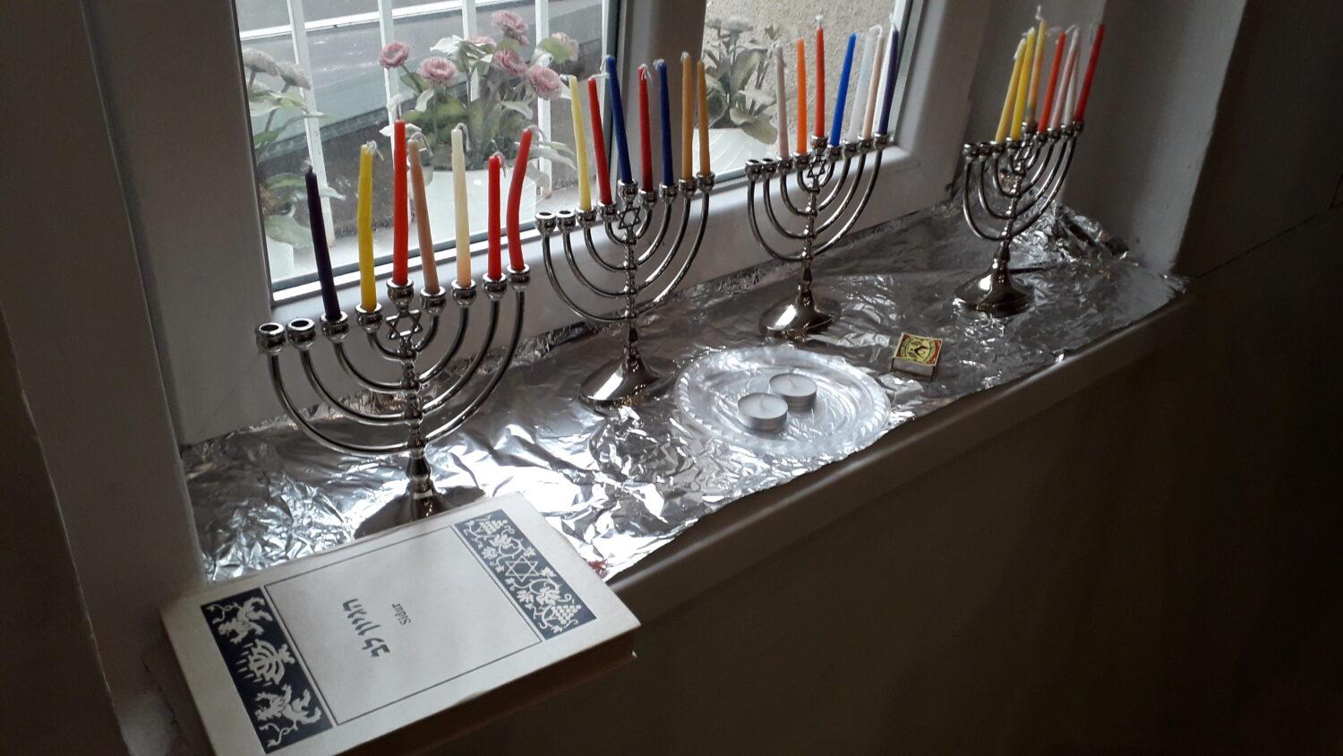 Reportáž zo židovskej Chanuky: Sviatok, ktorý nám pripomína, že Boh koná zázraky