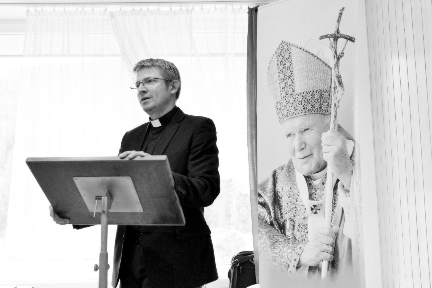 Kňaz Róbert Neupauer: Sexualita dáva človeku možnosť zakúsiť predchuť neba