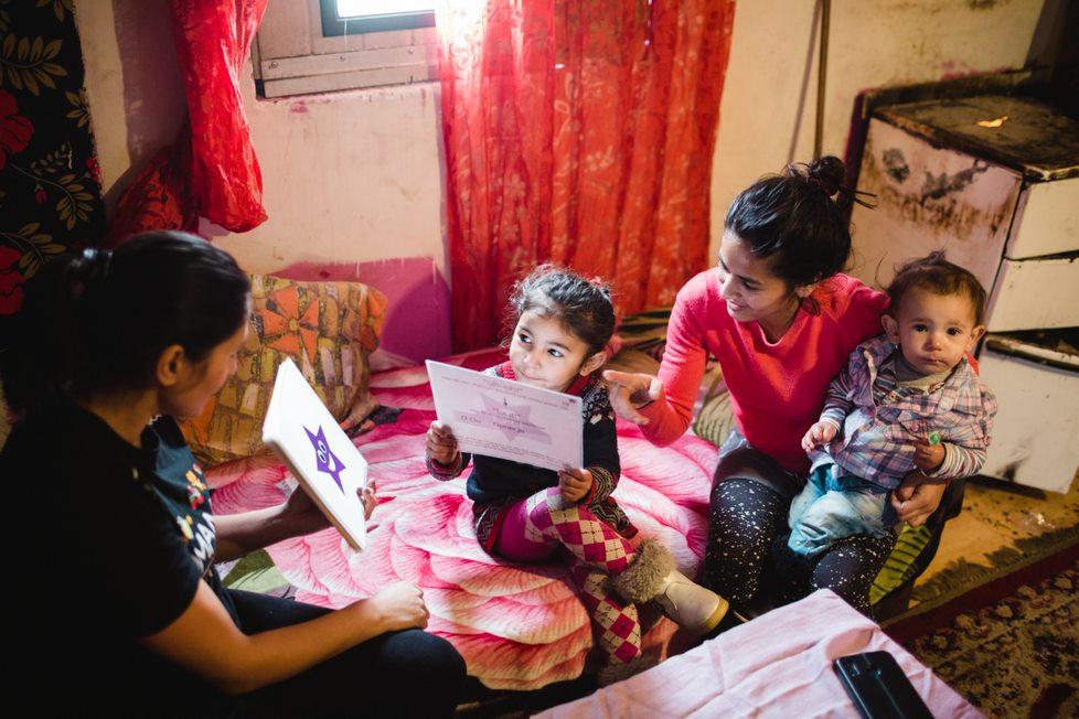 Paulína Masaryková z programu Omama: Veľmi ma hnevá, ak počujem, že ľudia z osady tak chcú žiť. Nikto nechce žiť bez kúrenia a v blate