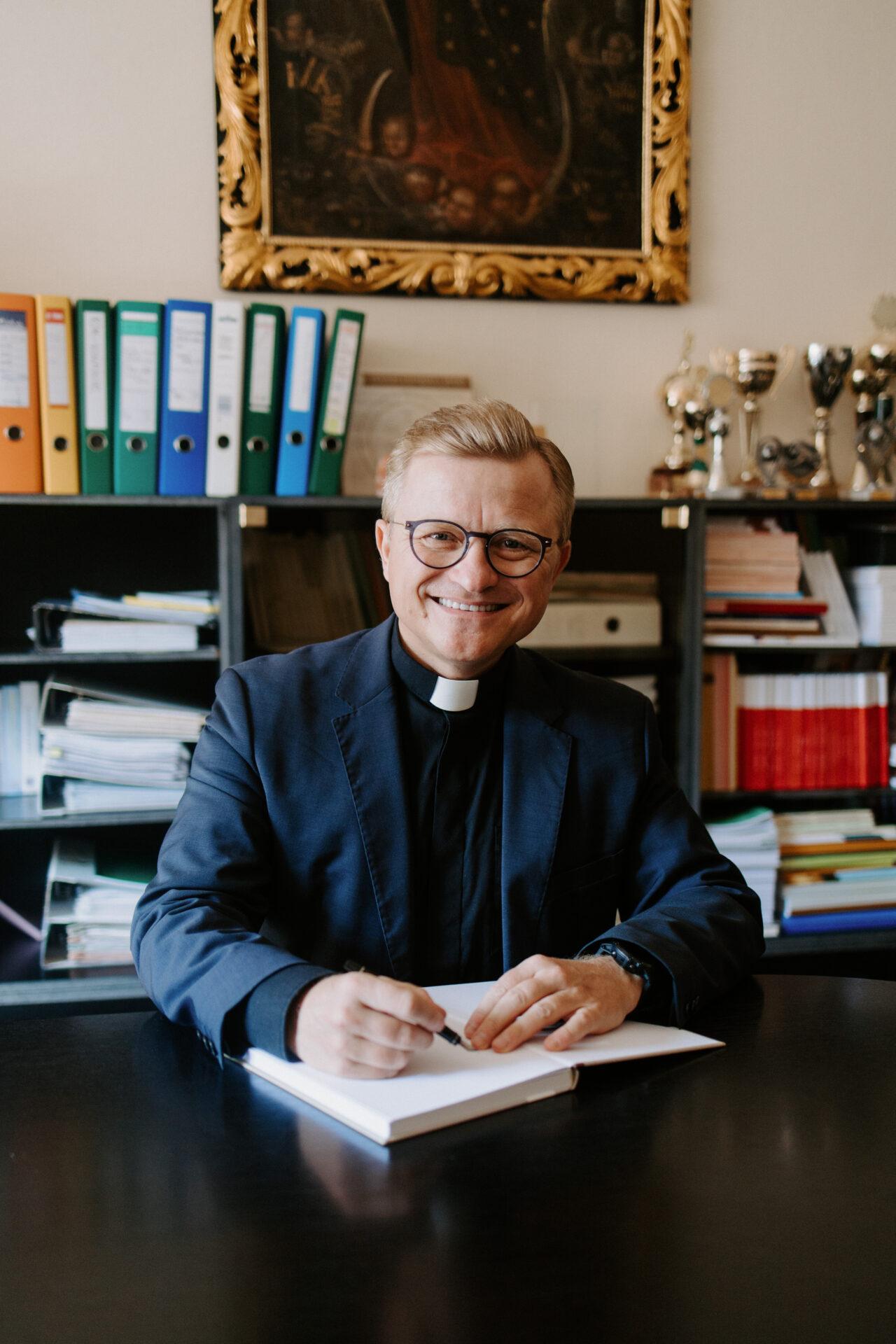 Jezuita Miloš Lichner: Ranokresťanské texty na Facebooku. Ako žila a vyvíjala sa ranná Cirkev