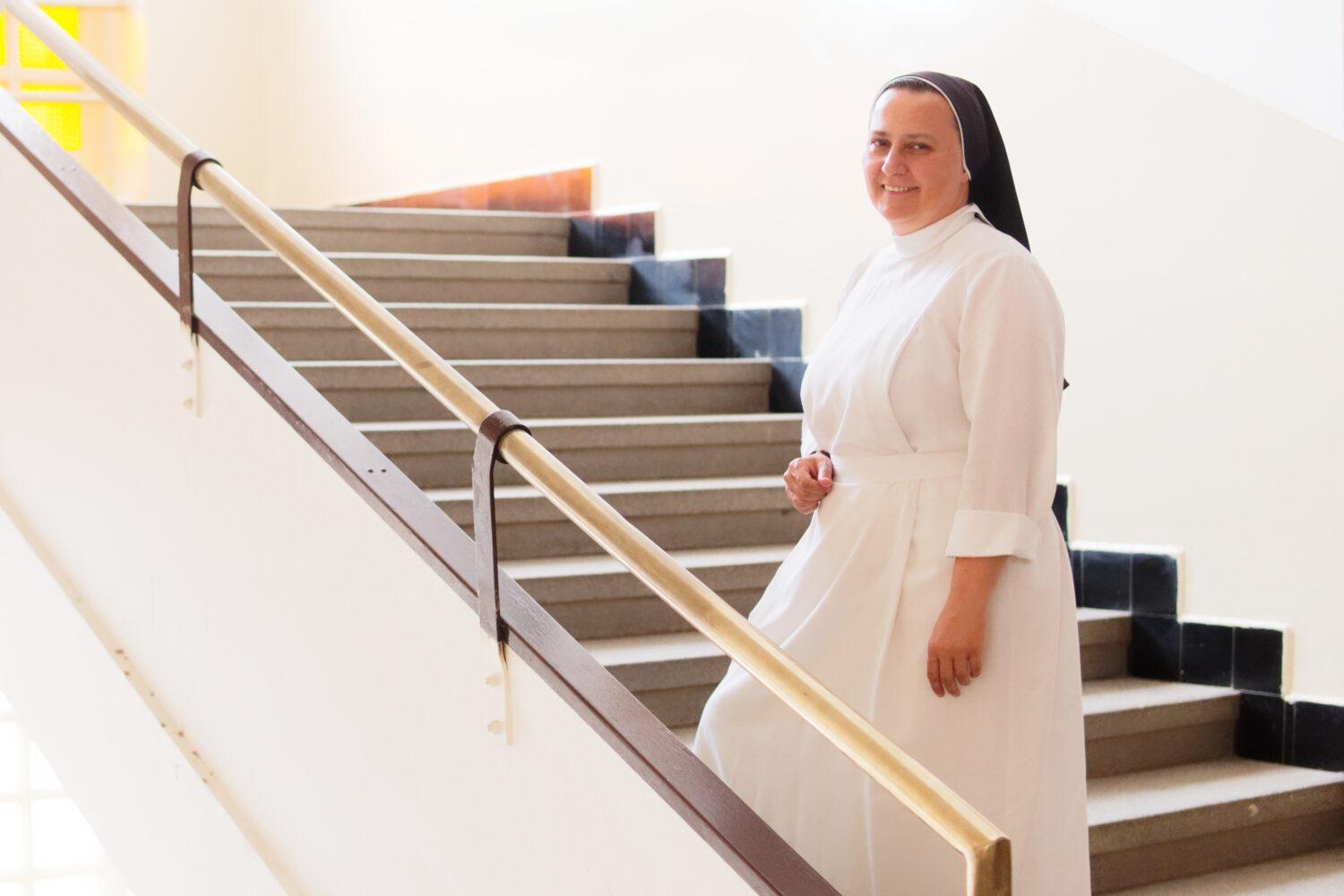 Riaditeľka cirkevného gymnázia: Učitelia bojujú s nedostatkom času, hrozí im vyhorenie