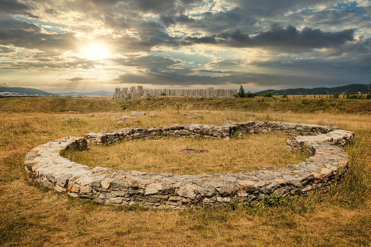 Kostolec – Ducové: Tajuplné miesto z čias Veľkej Moravy (tipy na duchovný výlet)