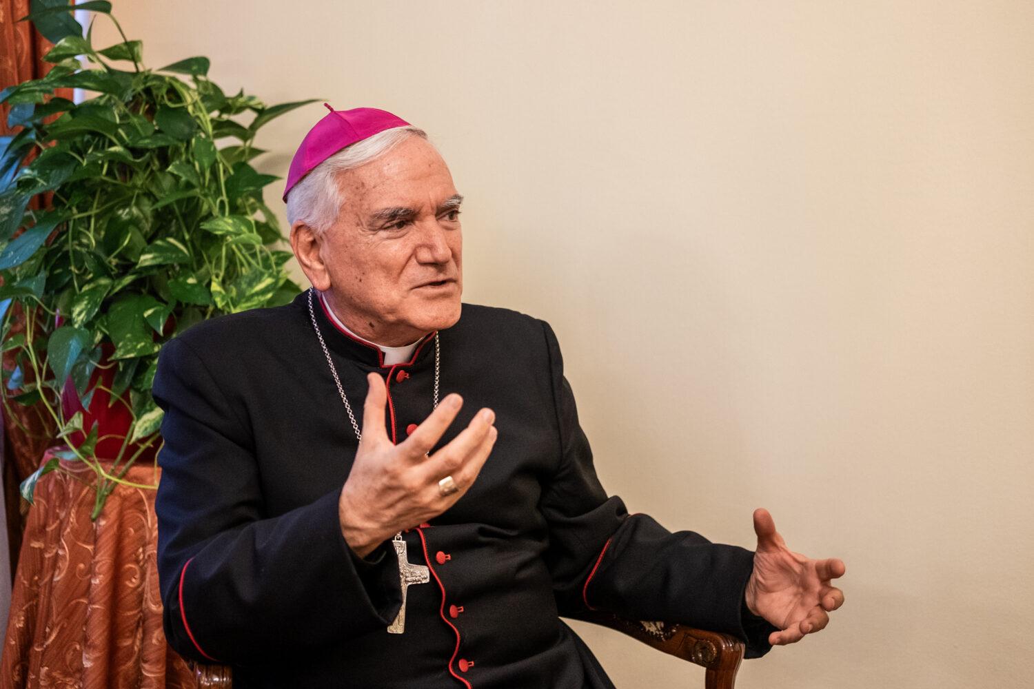 Apoštolský nuncius Nicola Girasoli: Modliť sa je dôležité, niekedy to však nestačí. Sú tu aj skutočné problémy ľudí