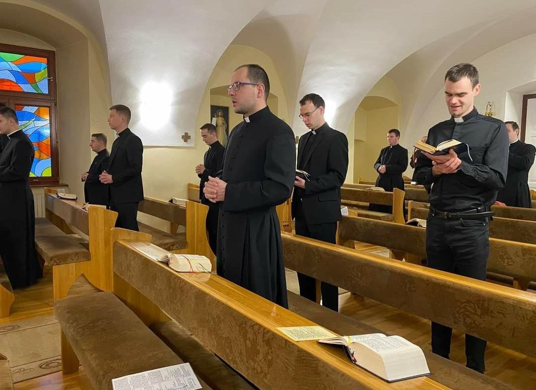 Štefan Novotný: Reverenda má kňazovi pomôcť uvedomiť si svoju identitu Kristovho kňaza