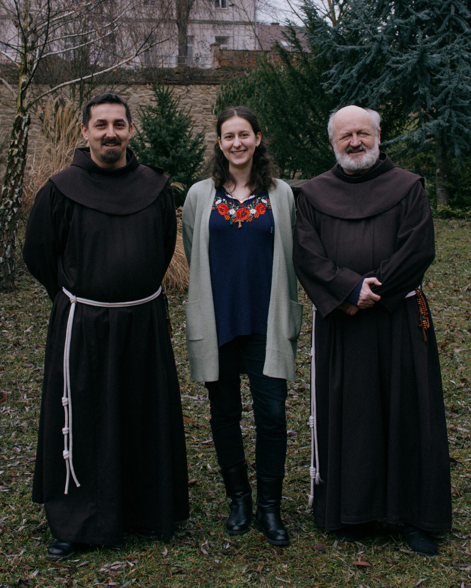 Za múrmi kláštora františkánov: Radosť, jednoduchosť, humor a pivo