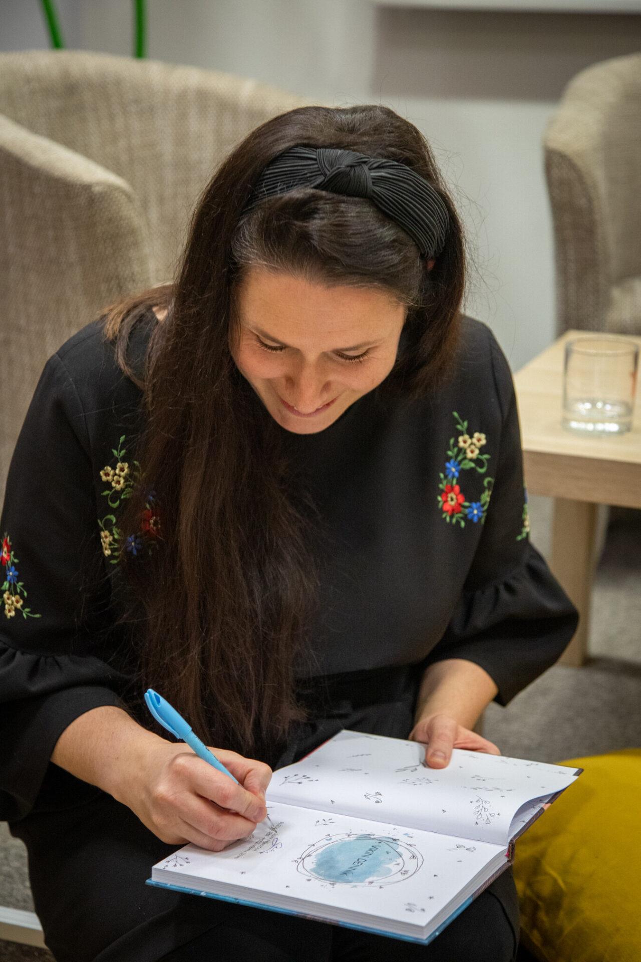 Autorka knihy Vikin denník: Otvorená a láskavá komunikácia s deťmi o intímnych témach je dôležitou súčasťou prevencie pred násilím