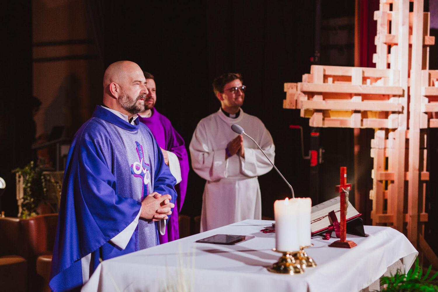 V Banskej Bystrici sa na Godzone Mužskej konferencii stretnú stovky mužov zo Slovenska a Česka