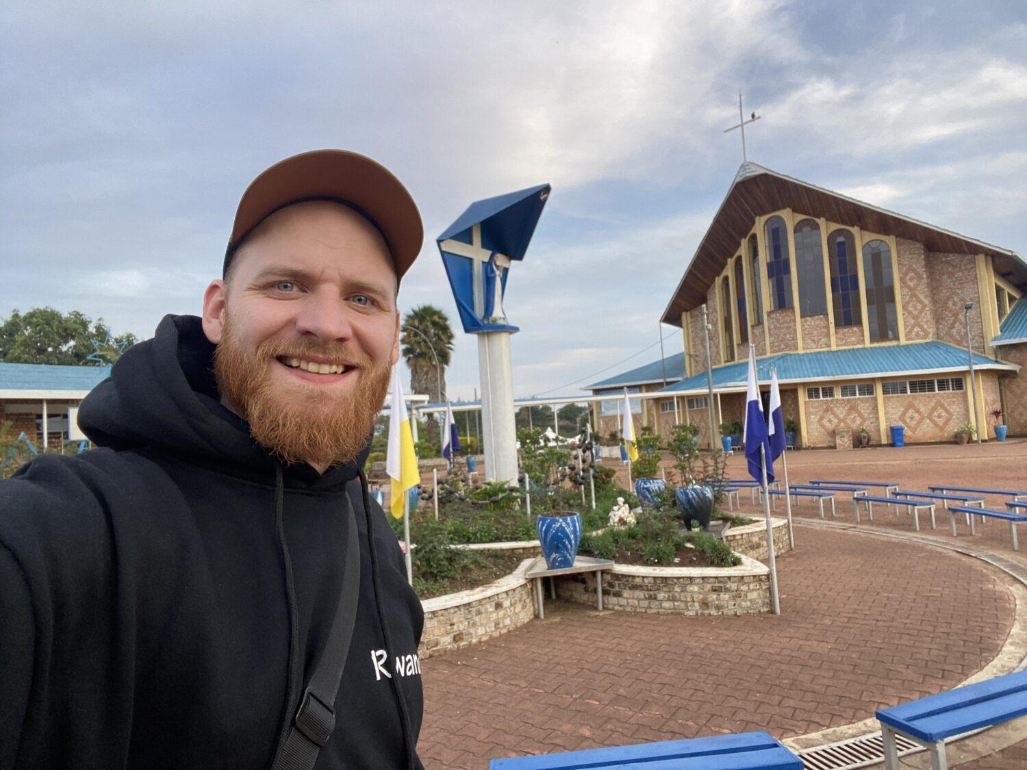 Fundraiser Ján Košta: Keď spadnete do studne, pochopíte, že musíte kričať o pomoc
